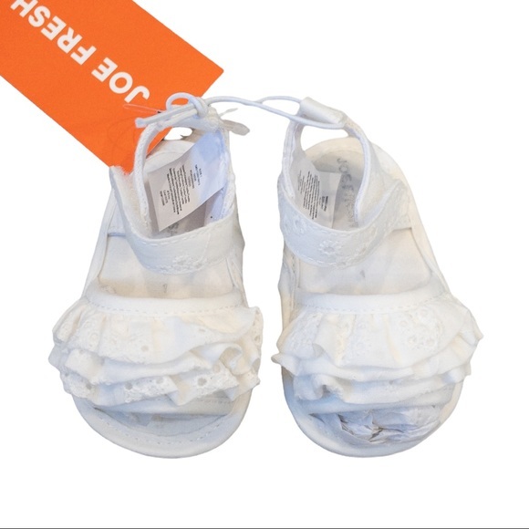 JOE FRESH Baby Girls' Ruffle Sandals in White - Size 1 - Picture 6 of 9